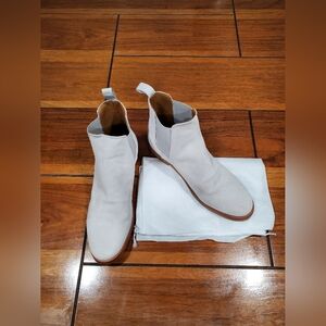 MNML Classic Suede Men Chelsea Boots